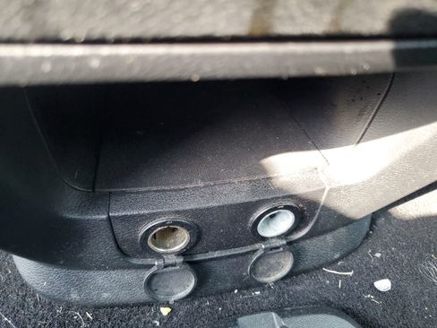 Used 2018 Dodge Grand Caravan SE FWD image 22