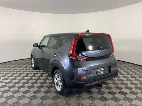 Used 2020 Kia Soul S image 7