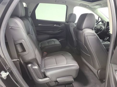 Used 2020 Buick Enclave Avenir w/ Avenir Technology Package AWD/4WD image 18
