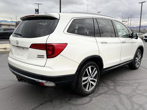 Used 2017 Honda Pilot Touring image 9