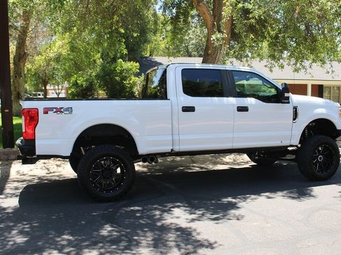 Used 2019 Ford F250 XL w/ STX Appearance Package AWD/4WD image 47