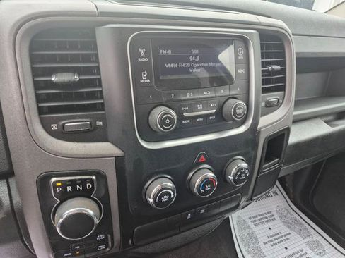 Used 2017 RAM 1500 Express image 11