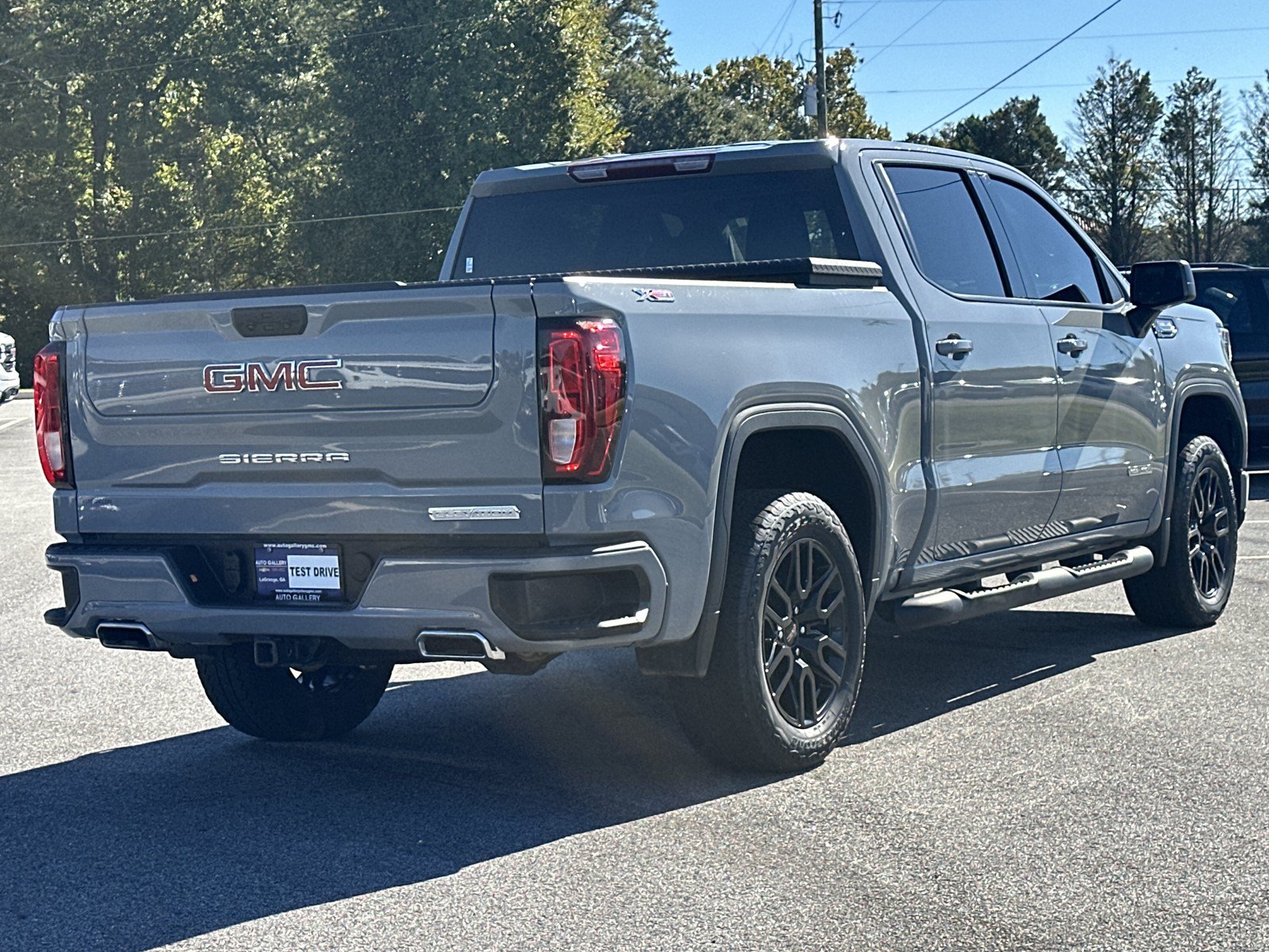 Used 2024 GMC Sierra 1500 Elevation AWD/4WD image 6