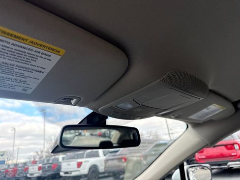 Used 2020 Ford Fusion SE image 37