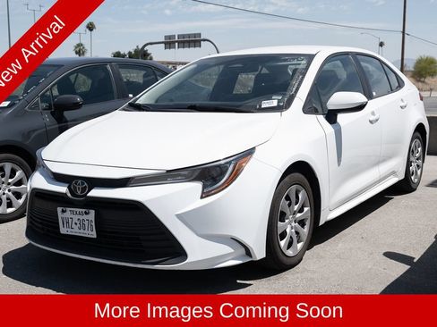 Used 2024 Toyota Corolla LE FWD image 6