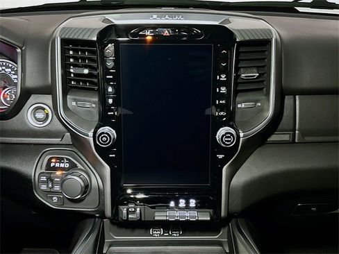 New 2026 RAM 1500 4x4 Crew Cab image 8