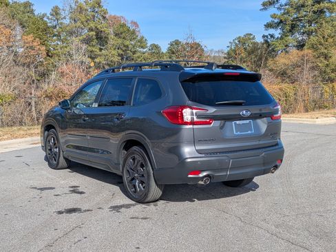 Used 2024 Subaru Ascent Onyx Edition Limited image 7