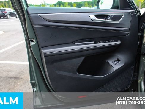 Used 2026 Volkswagen Atlas Cross Sport SE FWD image 36