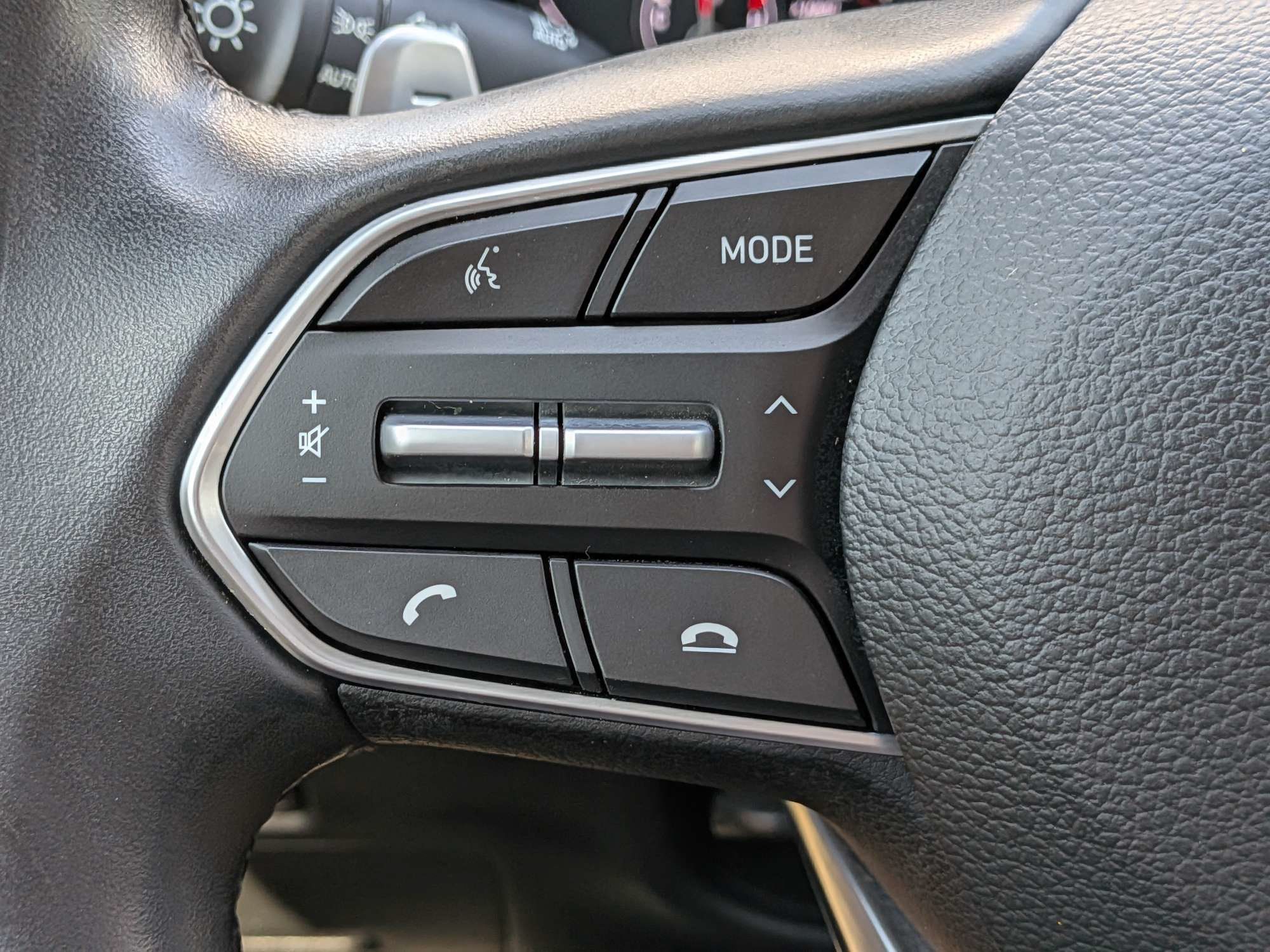 Certified 2023 Hyundai Santa Fe SEL FWD image 27