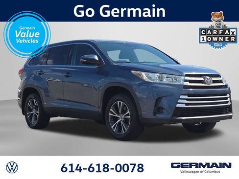 Used 2019 Toyota Highlander LE FWD image 4