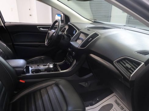 Used 2020 Ford Edge SEL w/ Convenience Package AWD/4WD image 16