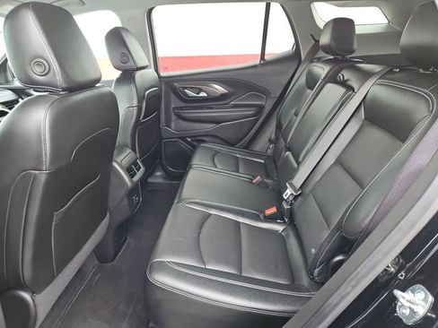 Used 2024 GMC Terrain SLT AWD/4WD image 38
