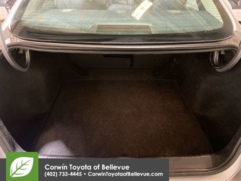 Used 2016 Chrysler 200 Limited image 17