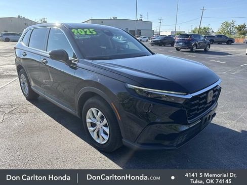 Used 2025 Honda CR-V LX image 1