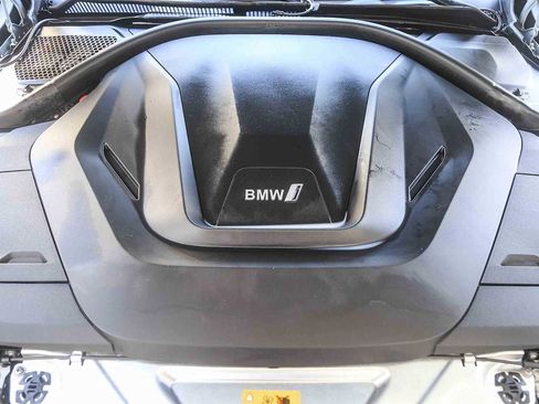 Certified 2023 BMW i4 eDrive40 w/ M Sport Package image 24