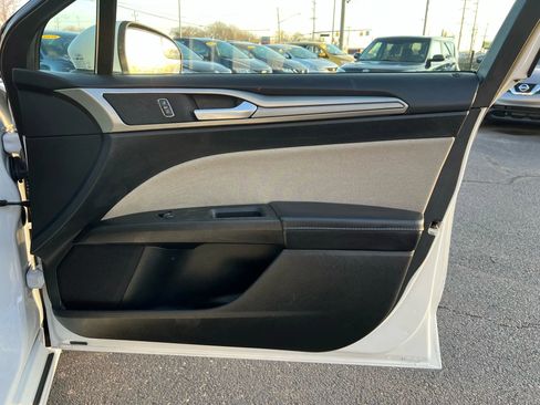 Used 2018 Ford Fusion S image 27