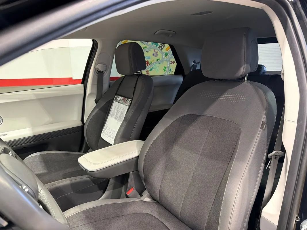 Used 2024 Hyundai Ioniq 5 SE AWD/4WD image 93