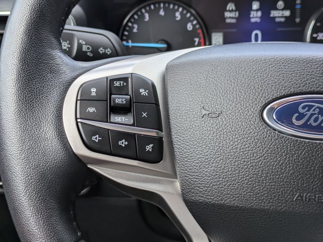 Used 2023 Ford Explorer XLT w/ Equipment Group 202A AWD/4WD image 31