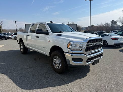 Used 2022 RAM 2500 Tradesman image 9