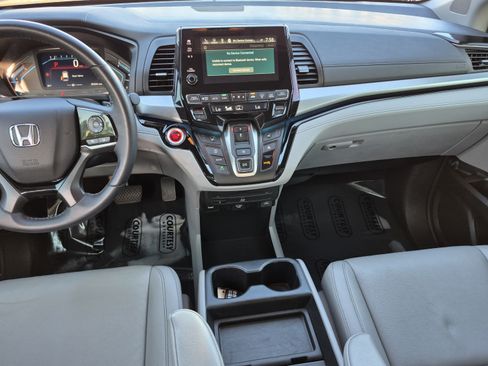Used 2023 Honda Odyssey Touring image 15