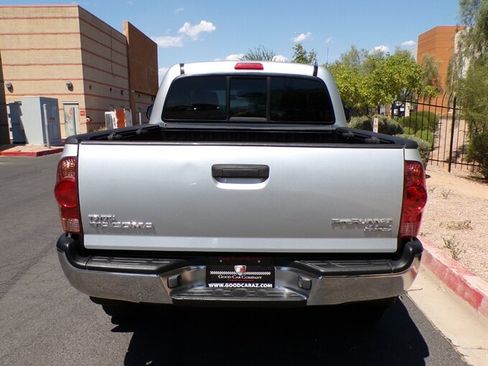 Used 2005 Toyota Tacoma PreRunner RWD image 4