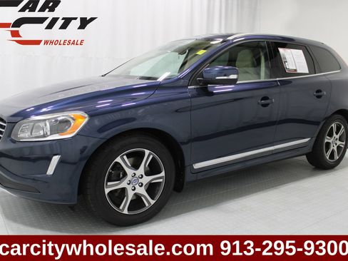 Used 2015 Volvo XC60 T6 Platinum AWD/4WD image 1
