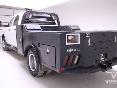 Used 2022 RAM 3500 Tradesman w/ Chrome Appearance Group image 3