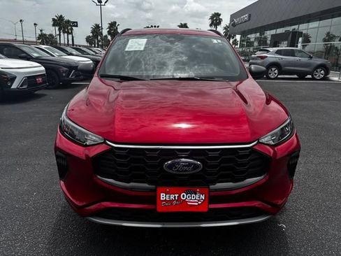Used 2024 Ford Escape ST-Line w/ Tech Pack #1 FWD image 2