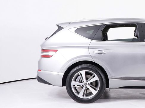 Used 2023 Genesis GV80 2.5T w/ Prestige 20" Package image 14