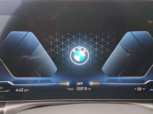Used 2026 BMW 330i Sedan w/ Convenience Package RWD image 17