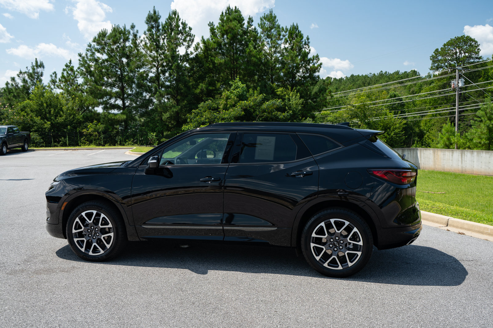 Used 2025 Chevrolet Blazer RS FWD image 7