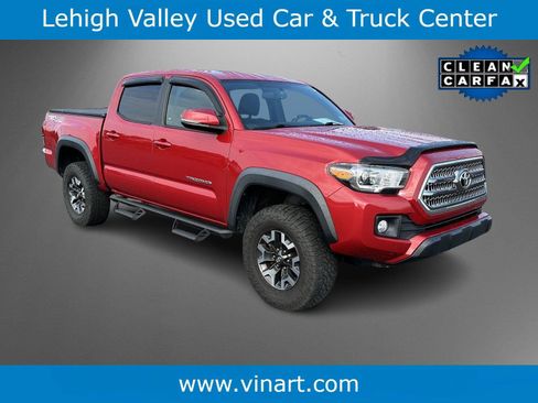 Used 2017 Toyota Tacoma TRD Off-Road w/ Tow Package (A/T) AWD/4WD image 1