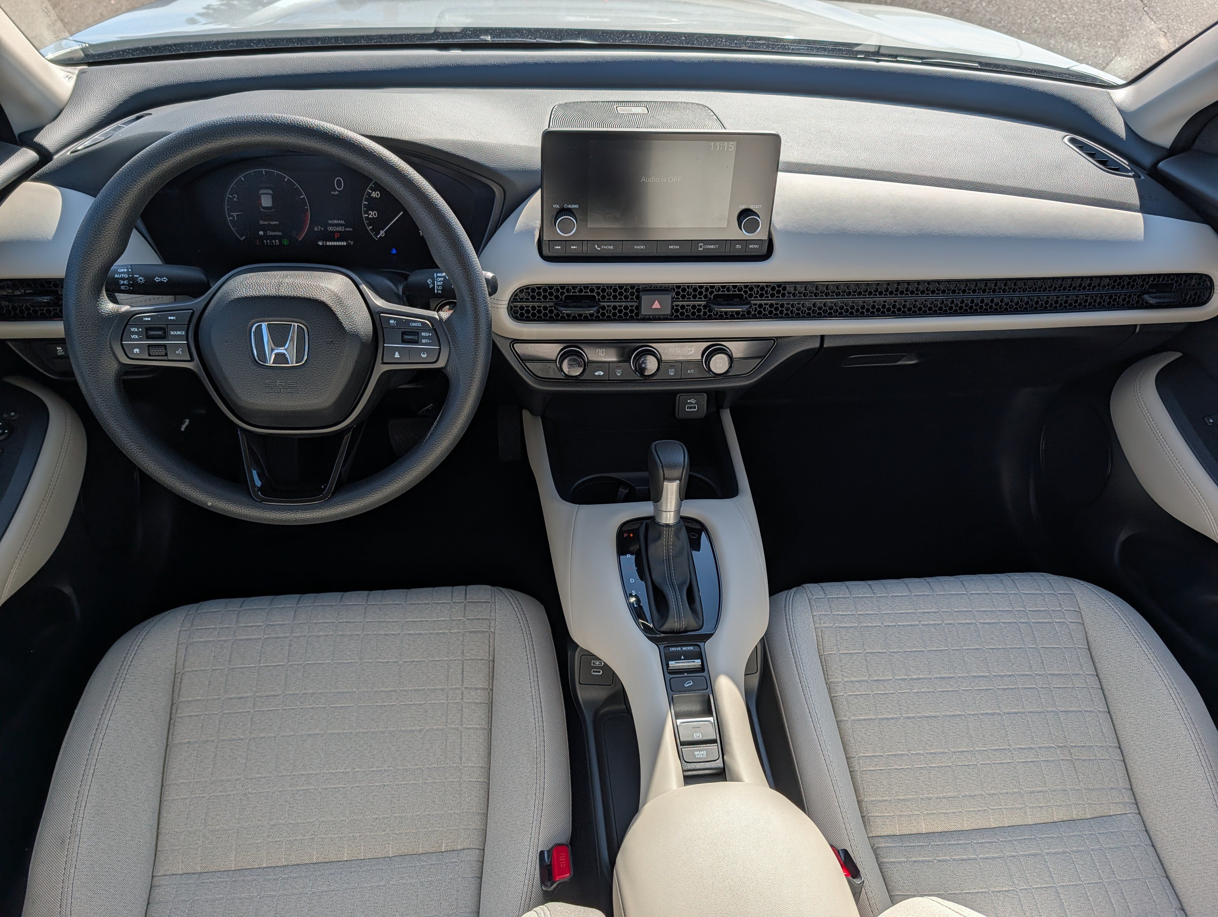 Used 2025 Honda HR-V LX image 10