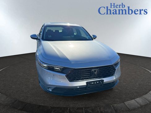 New 2025 Honda Accord EX-L image 2