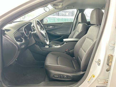 Used 2024 Chevrolet Malibu LS w/ Driver Confidence Package image 10