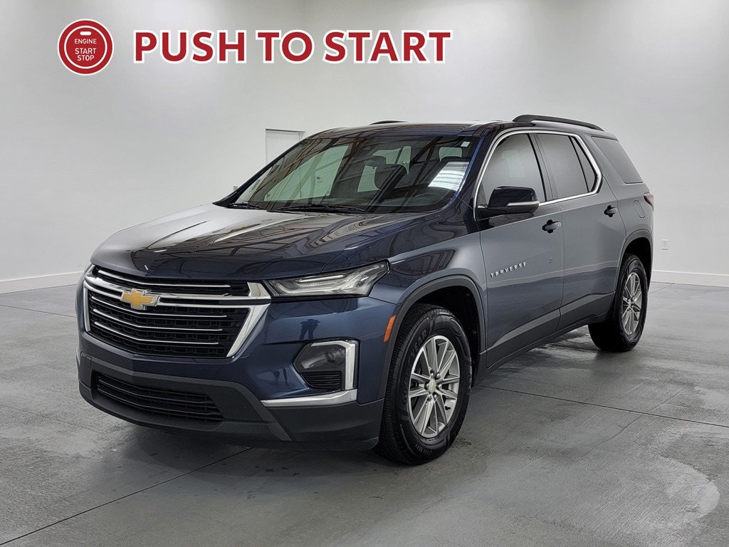 Used 2023 Chevrolet Traverse LT FWD image 4