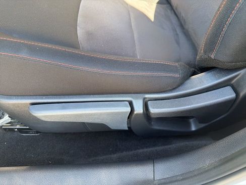 Used 2024 Nissan Sentra SR FWD image 18