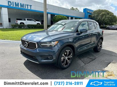 Used 2022 Volvo XC40 T4 Inscription w/ Advanced Package