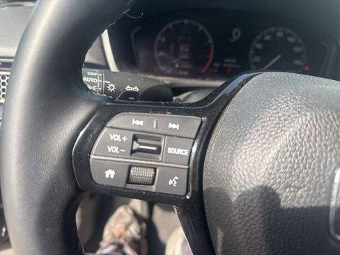 Used 2025 Honda Civic Sport image 13