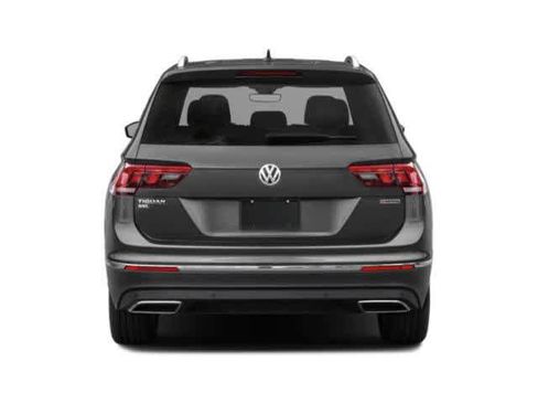 Used 2018 Volkswagen Tiguan SEL AWD/4WD image 4