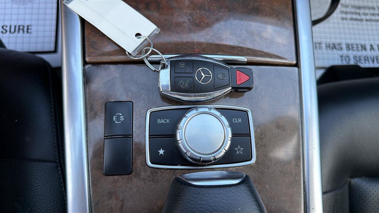 Used 2014 Mercedes-Benz E 350 Sedan image 25
