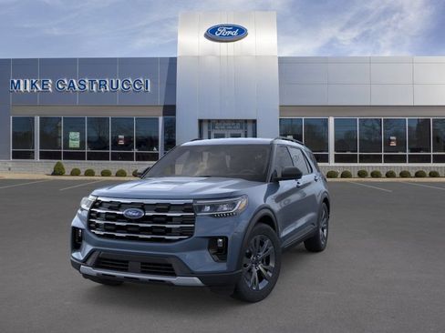 New 2026 Ford Explorer Active w/ Active Comfort Package AWD/4WD image 2