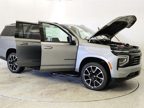New 2026 Chevrolet Suburban RST w/ Comfort Package image 9