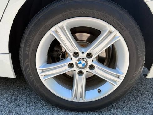 Used 2015 BMW 328i xDrive Sedan AWD/4WD image 11