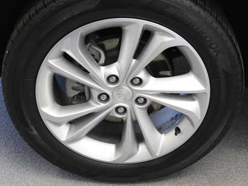 Used 2023 Buick Encore GX Preferred w/ Cold Weather Comfort Package AWD/4WD image 14