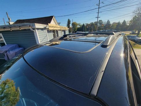 Used 2016 GMC Acadia SLT w/ Open Road Package image 21