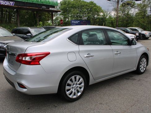 Used 2019 Nissan Sentra S FWD image 7