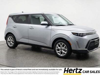 Used 2025 Kia Soul LX w/ LX Technology Package