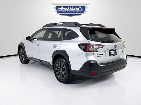 Used 2025 Subaru Outback Onyx Edition AWD/4WD image 6