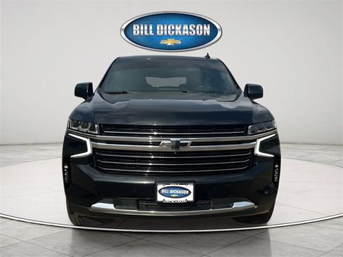 Used 2021 Chevrolet Suburban LT w/ LT Signature Plus Package image 2